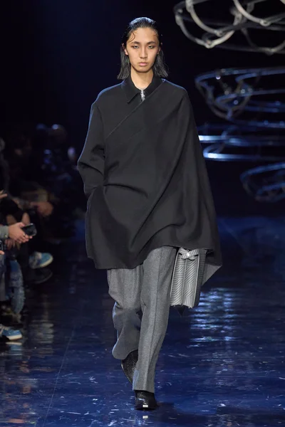 Look 22